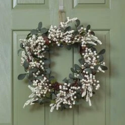 40cm Outdoor Winter Berry Christmas Wreath