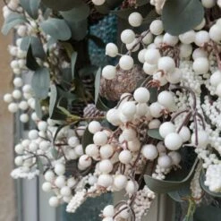 40cm Outdoor Winter Berry Christmas Wreath 11 40cm Outdoor Winter Berry Christmas Wreath -Twinkly Twinkly Store 2543055mo 3