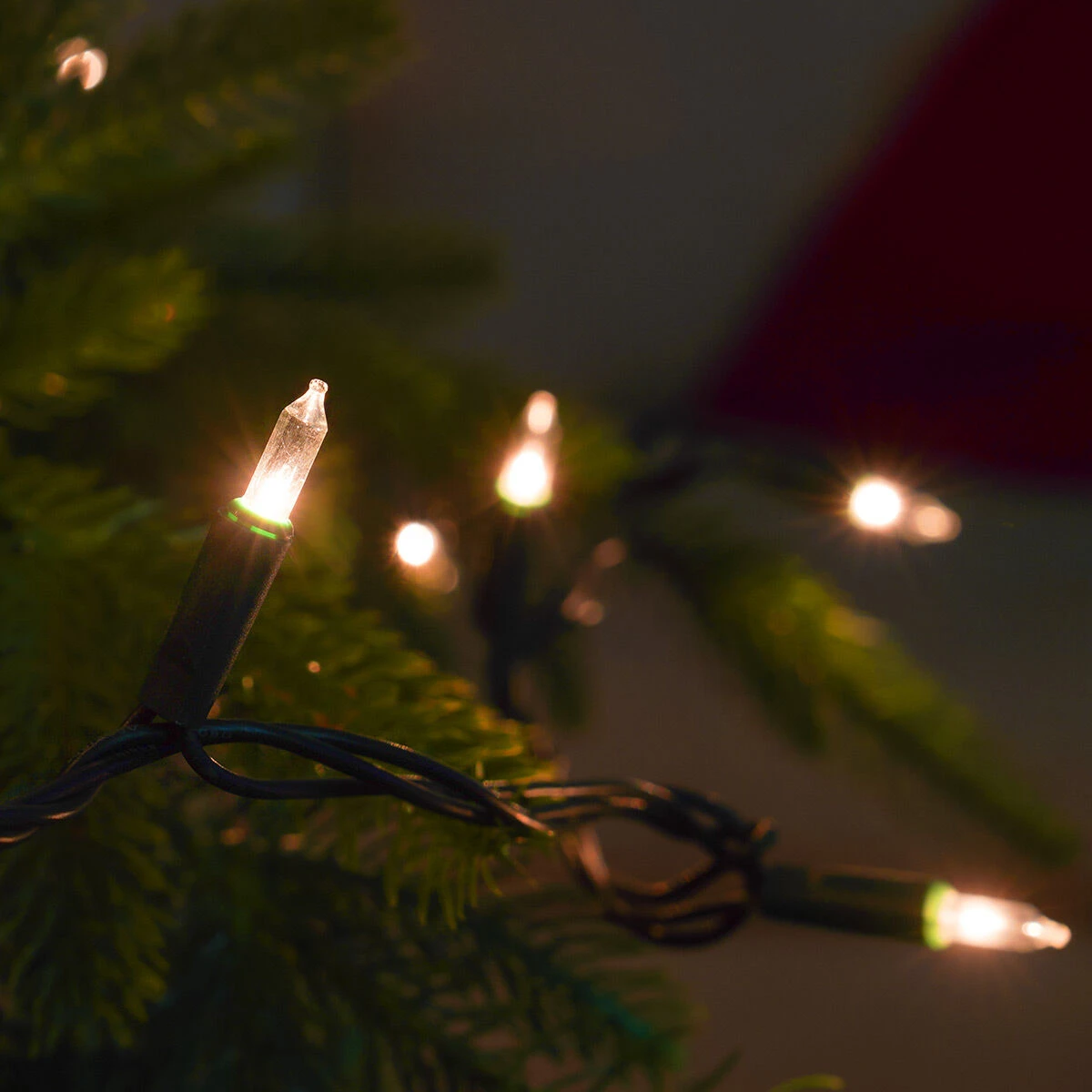 11.9m Indoor Classic Mini Christmas Tree Fairy Lights, 80 Warm White Bulbs 4 11.9m Indoor Classic Mini Christmas Tree Fairy Lights, 80 Warm White Bulbs - Image 2