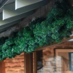 2.5m Outdoor Green Commercial Christmas Garland -Twinkly Twinkly Store mt109 4