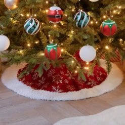 90cm Burgundy With Silver Snowflakes Christmas Tree Skirt