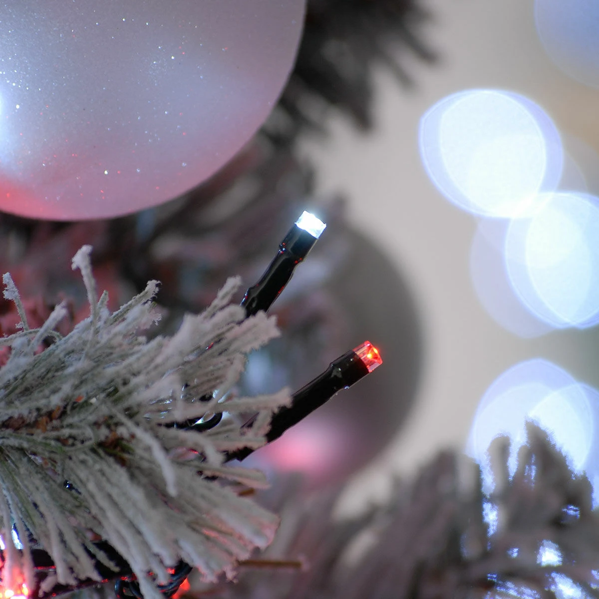 25.9m Outdoor Twinkling Christmas Tree Fairy Lights, 1000 Red & White LEDs 9 25.9m Outdoor Twinkling Christmas Tree Fairy Lights, 1000 Red & White LEDs - Image 7