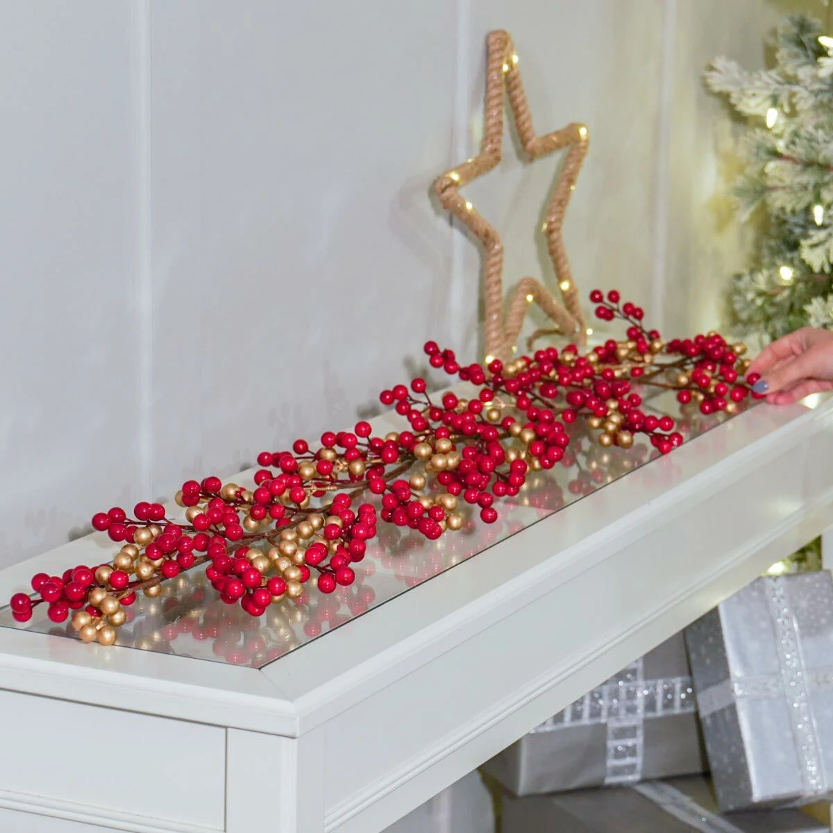 1.3m Red & Gold Berry Cluster Christmas Garland 5 1.3m Red & Gold Berry Cluster Christmas Garland - Image 3