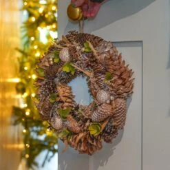 36cm Gold Leaf And Pinecone Christmas Wreath -Twinkly Twinkly Store p041589 4