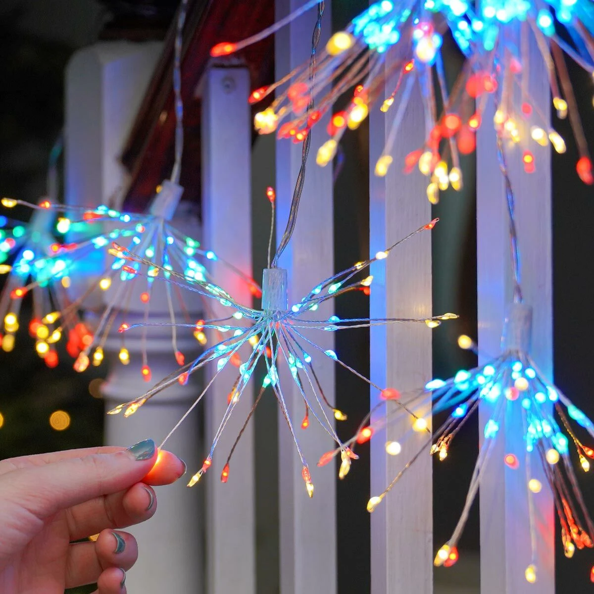 1.2m X 1.6m Outdoor Starburst Christmas Curtain Lights, Aurora LEDs 4 1.2m X 1.6m Outdoor Starburst Christmas Curtain Lights, Aurora LEDs - Image 2