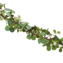 1.5m Eucalyptus Christmas Garland With Red Berries -Twinkly Twinkly Store p047065 3
